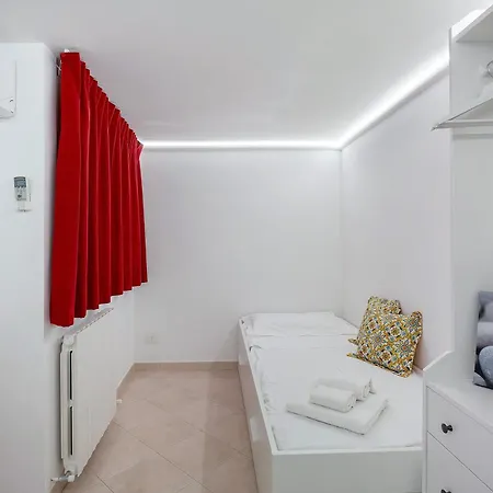 B&B Deluxe